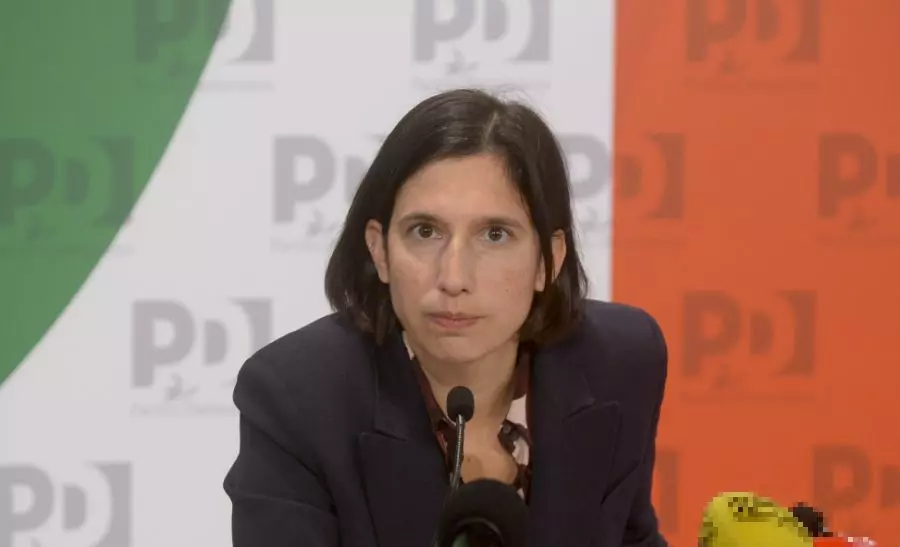 Dazi, Schlein “Problema non è parlare con Trump ma farlo a testa alta” Dazi, Schlein “Problema non è parlare con Trump ma farlo a testa alta”