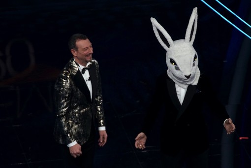 #Sanremo2020: il Festival fa un nuovo record ma solo per la prima parte nella quarta serata (12,6 milioni) #Sanremo2020: il Festival fa un nuovo record ma solo per la prima parte nella quarta serata (12,6 milioni)