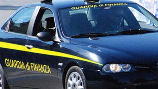 Gdf Milano e Polizia postale: false aste immobiliari, due arresti e sequestri per centomila euro
