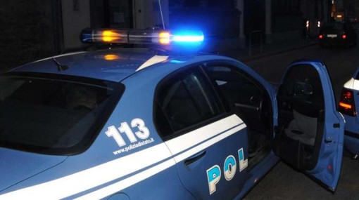 Pavia: ricercato dalla polizia aizza il pitbull contro gli agenti che devono arrestarlo