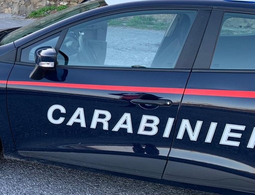 Pavia: incendia auto per questioni di debiti, ma è quella di un Maresciallo dei Carabinieri