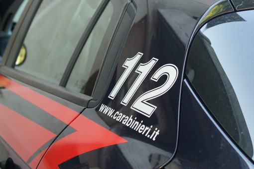 Sannazzaro: trovati 30 grammi di marijuana nel cortile dell'Ipsia Sannazzaro: trovati 30 grammi di marijuana nel cortile dell'Ipsia