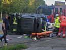 Pavese: auto si ribalta sulla strada, ferite due donne