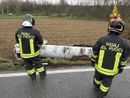 Pieve Albignola, autocisterna carica di Gpl ribaltata ai bordi della provinciale 193bis, le immagini Pieve Albignola, autocisterna carica di Gpl ribaltata ai bordi della provinciale 193bis, le immagini