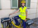 Giornata mondiale della bicicletta, consegne di lettere e pacchi in bici a Pavia