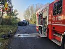 Novara, si ribalta con l'auto e si schianta contro un albero, conducente trasportato in ospedale