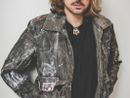 Musica: Simone Tomassini, la curiosità per il singolo “Sono Vivo” e il nuovo management