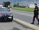 Fugge su auto rubata: inseguimento con i Carabinieri di Garlasco Fugge su auto rubata: inseguimento con i Carabinieri di Garlasco
