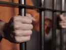 Abbiategrasso, viola il divieto di avvicinarsi ai genitori: arrestato, finisce in carcere e subito liberato