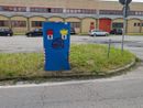 Corbetta: pasticciate le colonnine dissuasori di velocità con la vernice