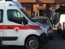 Rozzano, tragedia sul lavoro: operaio precipita dal quarto piano e muore mentre installa tende