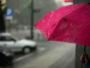 Oggi il giorno peggiore con pioggia e rischio temporali. Nel weekend torna il sole con 20 gradi