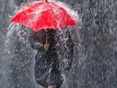 Acqua, acqua e ancora acqua: sarà un fine settimana di nuvole e pioggia