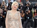 Sandra Milo, vandalizzata la tomba. La figlia Azzurra: "Un giorno anche tu finirai sotto terra..."