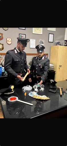 Vigevano, "task force" contro l'abbandono dei rifiuti in città: le immagini scattate dalle fototrappole Vigevano, "task force" contro l'abbandono dei rifiuti in città: le immagini scattate dalle fototrappole