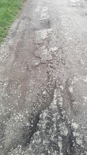 Garlasco: i nubifragi delle ultime settimane hanno ampliato il problema delle buche sul territorio comunale