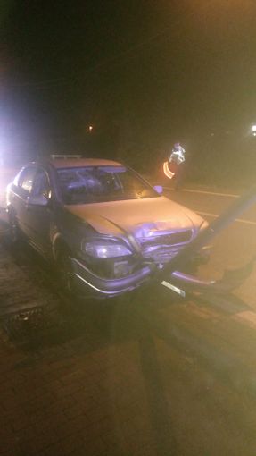 Mortara: auto finisce contro un lampione in strada Milanese, soccorsa una 54enne Mortara: auto finisce contro un lampione in strada Milanese, soccorsa una 54enne