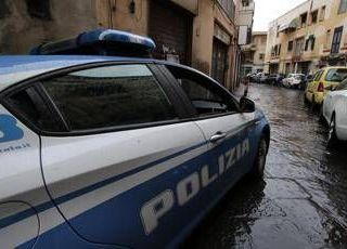 Napoli, sparatoria in pieno giorno: 26enne muore in ospedale