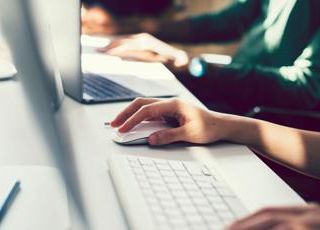 Stipendi donne e uomini in Italia, le differenze: il report Istat