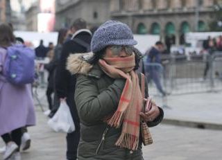 Influenza, con il freddo boom di casi: ecco perché e come difendersi