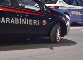 Messina, uccide la madre con 15 coltellate dopo averla stordita con spray al peperoncino