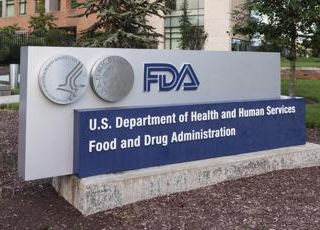 Fumo, Fda autorizza bustine di nicotina Zyn come alternativa al tabacco tradizionale
