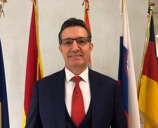 Chirurgo Faria: &quot;Lusingato di ricevere il Premio Energie per Roma 2025&quot;