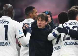 Atalanta-Napoli 2-3, Conte vince il big match e allunga in vetta