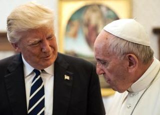 Trump, il messaggio del Papa: &quot;Non ci sia spazio per odio e discriminazione&quot;