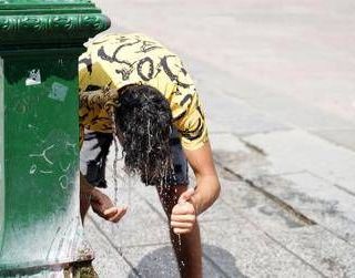 Caldo record sull'Italia, oggi 13 città da bollino rosso