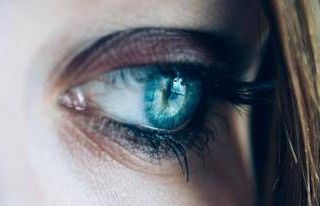Iniezioni di cellule per rigenerare la cornea, oculisti: "Vicini a sconfiggere la cecità"