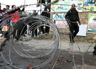 Stazione di polizia salta in aria, esplosi ordigni dopo sequestro: 9 morti in India