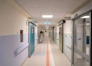 Bimbo trapiantato con cuore danneggiato, il legale della famiglia: "Corsa contro il tempo per il trapianto"