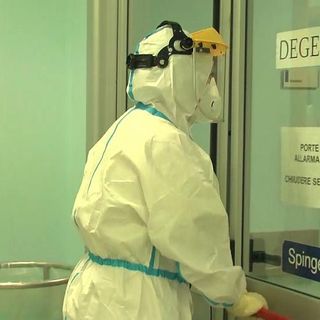 Covid in Italia, migliora anche la Lombardia