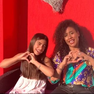 - (VIDEO) - Pavia, #andràtuttobene diventa una canzone. Ad interpretarla la cantante Sherrita Duran e la figlia Noelle