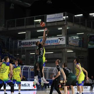 Basket serie B, risultati e classifica dopo l'undicesima giornata di campionato