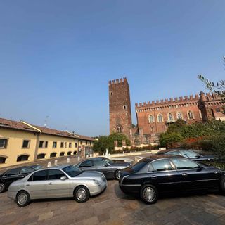 Auto storiche: le Lancia Thesis tra i laghi di Pusiano e Alserio