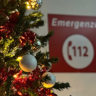 Capodanno con incidenti, alcol e petardi: Areu potenzia il sistema di emergenza per la notte più complessa dell'anno