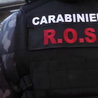 Arrestato un minorenne per propaganda jihadista, stava imparando online a costruire ordigni