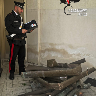 Oltrepò, rubano grondaie in rame dalla chiesa di Montecalvo Versiggia
