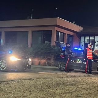Controlli a tappeto dei carabinieri nella notte di Halloween, identificate oltre 250 persone