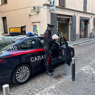 Mortara, rapina impropria in tabaccheria: 26enne denunciato dai Carabinieri