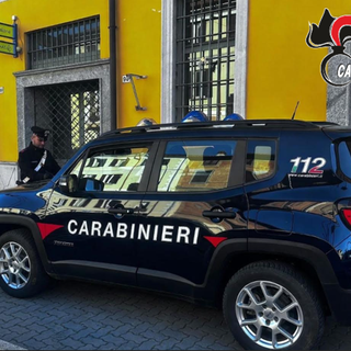 Gropello Cairoli: sedicente consulente finanziario tenta di raggirare un anziano con investimento in criptovalute, il direttore dell'ufficio postale allerta i carabinieri che sventano la truffa