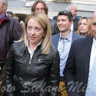 Sanremo, smentita la voce sulla presenza di Giorgia Meloni, le parole di Palazzo Chigi e Carlo Conti