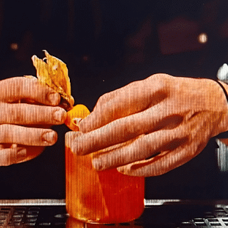 Dal brindisi di Capodanno dentro il Gatsby di Magenta alla sala parto: Matteo nasce mentre mamma e papà festeggiano il 2026