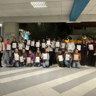 Consegna dei diplomi linguistici d’inglese alla Robecchi: tutti promossi con il Key2 e 17 alunni raggiungono il livello B1