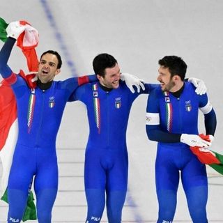 Pattinaggio velocità, Italia d’oro nell’inseguimento a squadre: rivincita sugli Usa vent’anni dopo Torino