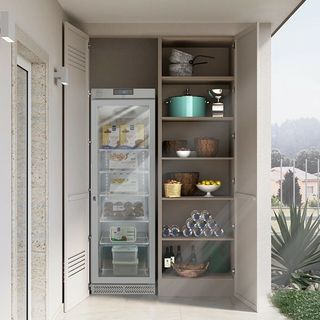 Armadi per esterno incassati in nicchia: come sfruttare spazi nascosti senza impattare sull’estetica