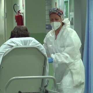 In Italia nuovi casi in calo, 177 in 24 ore