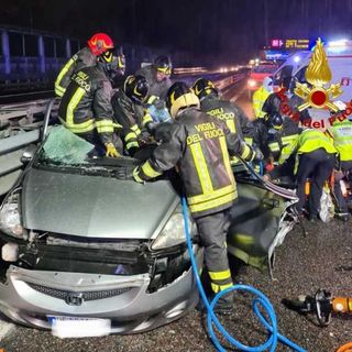 Dramma in tangenziale a Milano: padre, madre e figlia dodicenne vittime di un incidente stradale